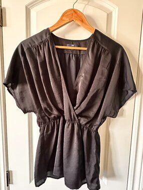 GAP Women's Black Top - Size Small